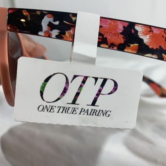 OTP One True Pairing Sunglasses Womens Floral NWT 100% UV Protection - Picture 5 of 5
